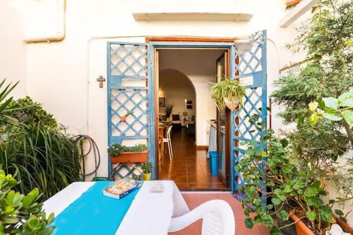 At Kalsa Quiet Flowered Terrace! Free Parking! Ideal For Remote Working! Palermo Exterior foto